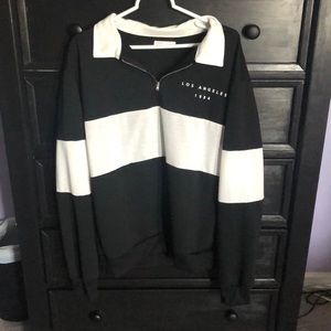 BRAND NEW! Quarter Zip pullover